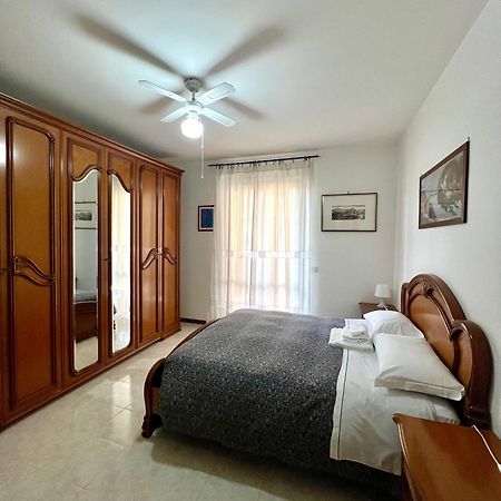 Appartamento Tra Il Borgo E Il Lago Anguillara Sabazia Bagian luar foto