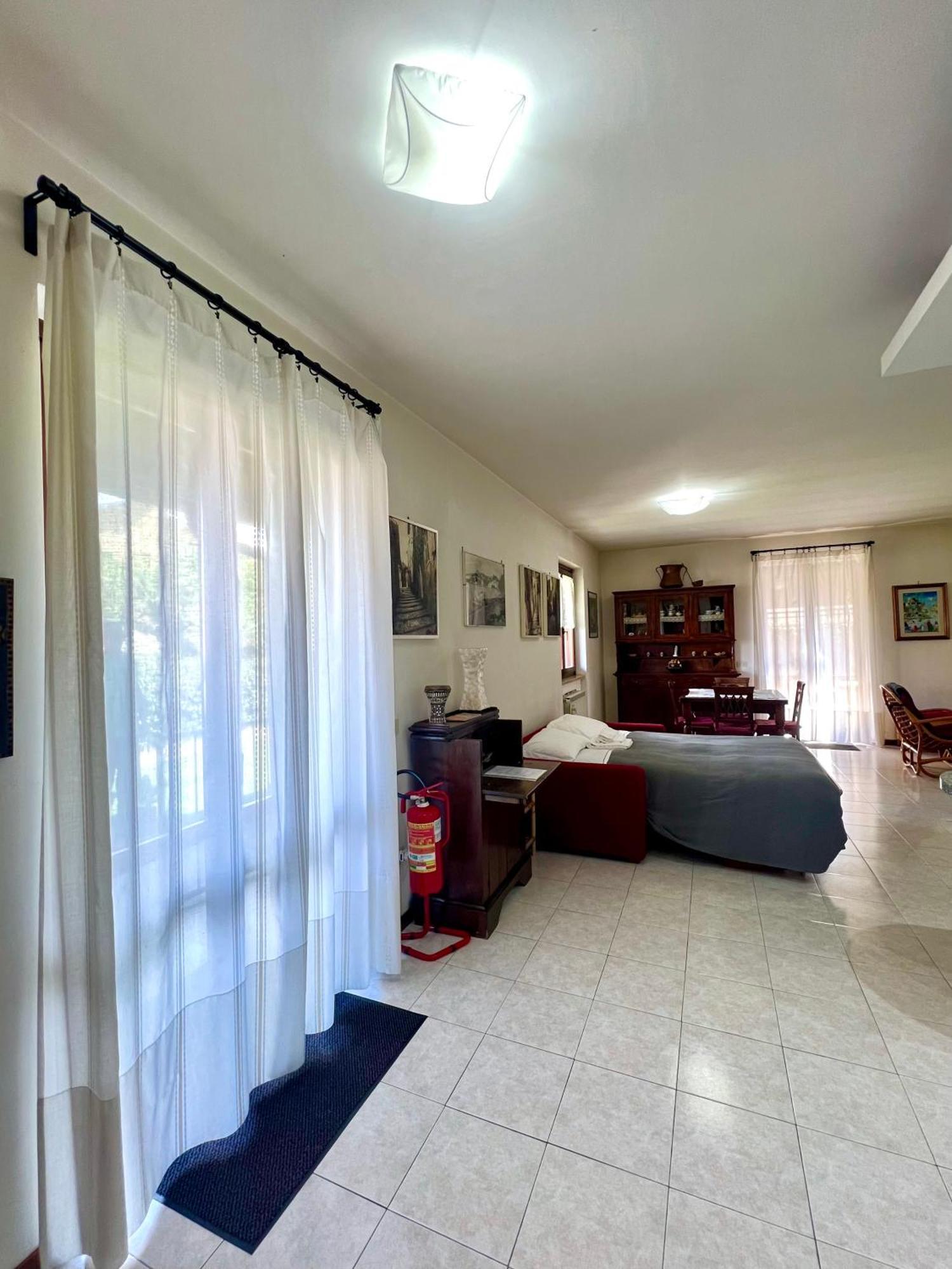 Appartamento Tra Il Borgo E Il Lago Anguillara Sabazia Bagian luar foto